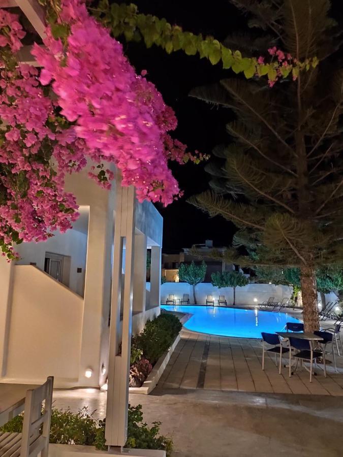 Hippocampus Hotel คามารี ภายนอก รูปภาพ